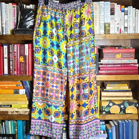 Zara Silky Multicolored Pull On Pants, Size Large - Picture 3 of 10